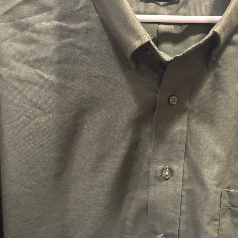 🔥2/$10 3/$12 Van Heusen Men's 4XL  Button Down Shirt - Olive Green - Picture 4 of 6